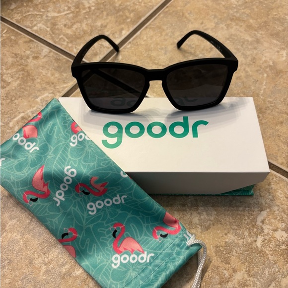 Goodr Black Sunglasses - Picture 1 of 1